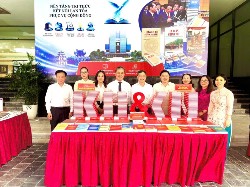 Trưng bày, giới thiệu sách nhân dịp Kỷ niệm Ngày Khoa học, Công nghệ và Đổi mới sáng tạo Việt Nam